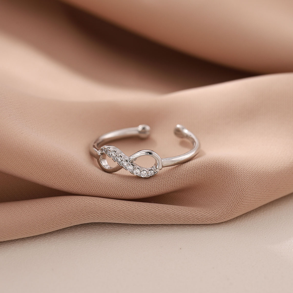 Prsten Beskonačnosti